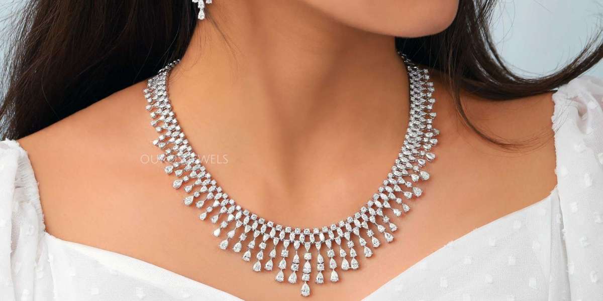 Lab Grown Diamond 18K White Gold Diamond Block Necklace