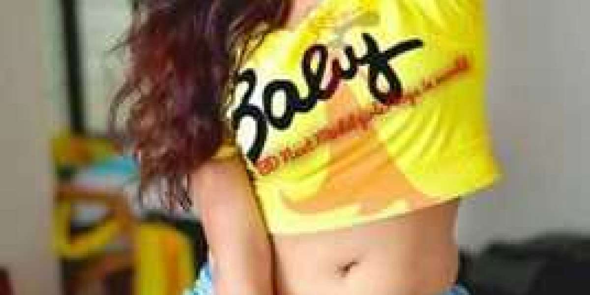 Benefits of Working with a Hyderabad Escort Girl from an Agency