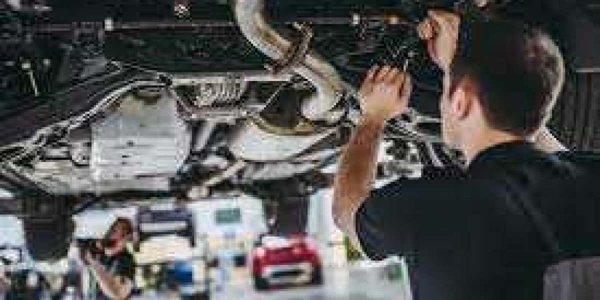 Drive-Through Solutions: Mobile Car Mechanics in Dynamic Dubai