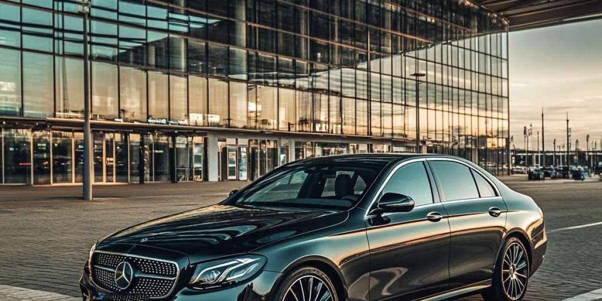 Berlin Chauffeur: Luxury Airport Transfers in Berlin