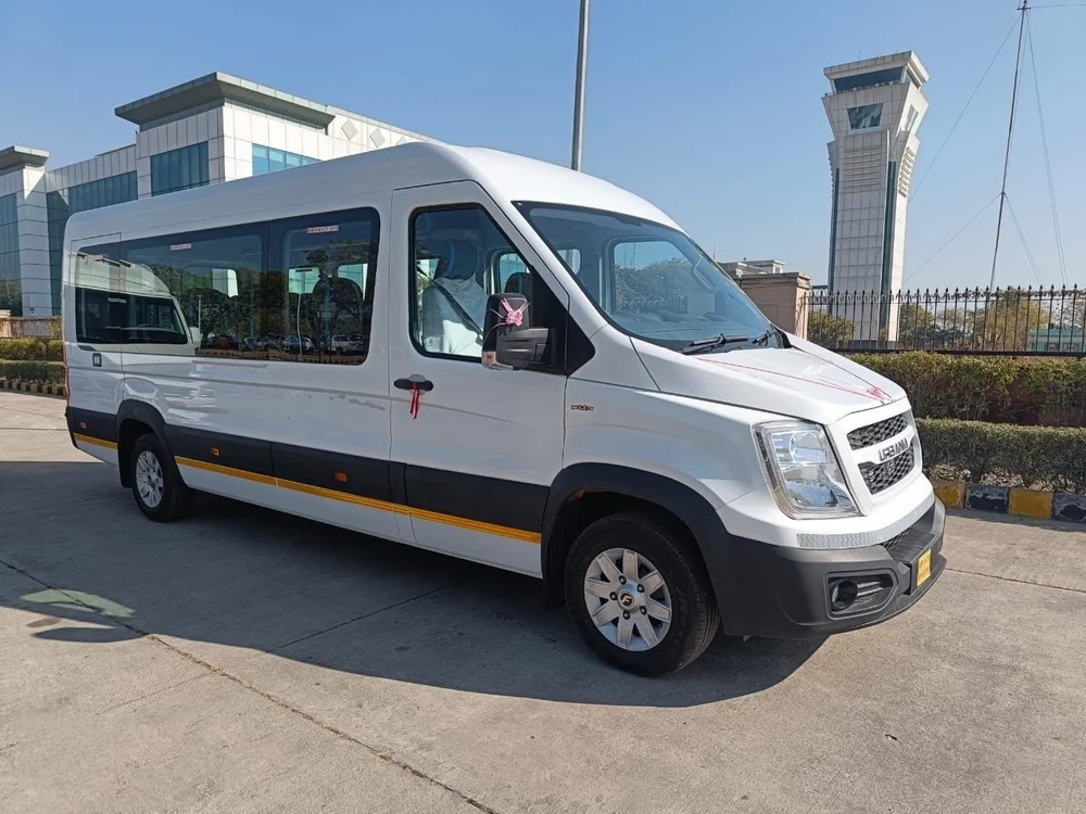 8/9 Seater Force Urbania Luxury Van Rental Bangalore