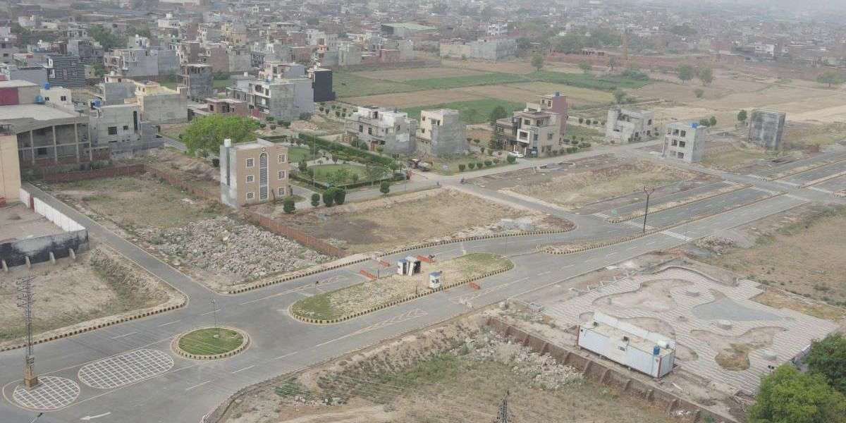Investing in a 2 Marla Commercial Plot for Sale in Lahore: Top Locations, Prices, and ROI Potential in 2025