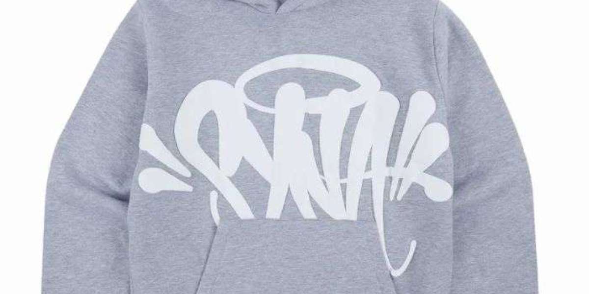Official-Synaworld.com: Where Fashion Meets Creativity