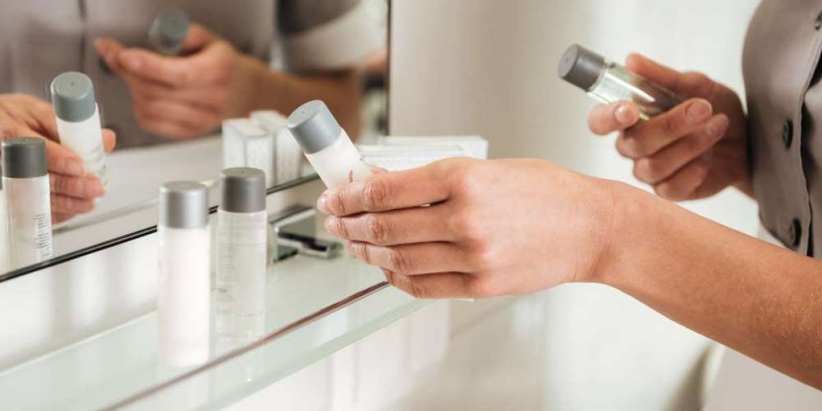 Fragrance Discovery Sets: The Smart Way to Explore Perfumes and Unearth Hidden Gems