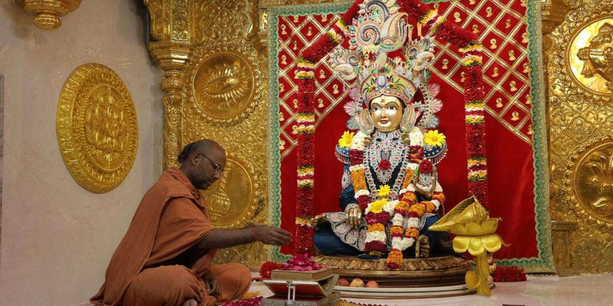 Preparing for Laxmi Pooja: What You Need and Why It Matters