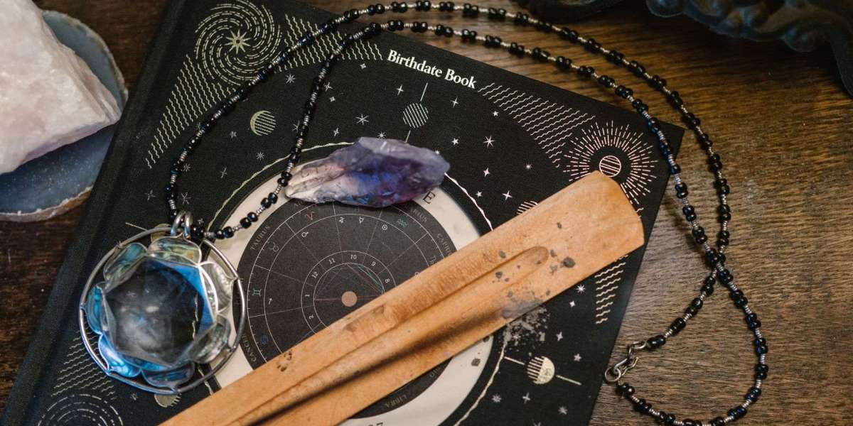 Blue Gemstones and Their Spiritual Powers Explained