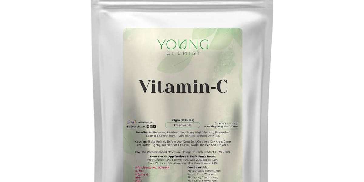 Nature’s Brightener Pure & Potent Vitamin C