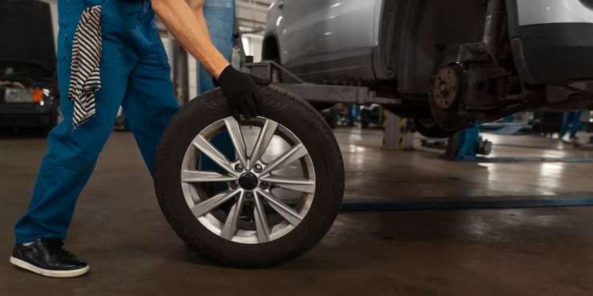 Keep Your Road Trips Smooth with Patriot Express Auto’s Expert Wheel Alignment