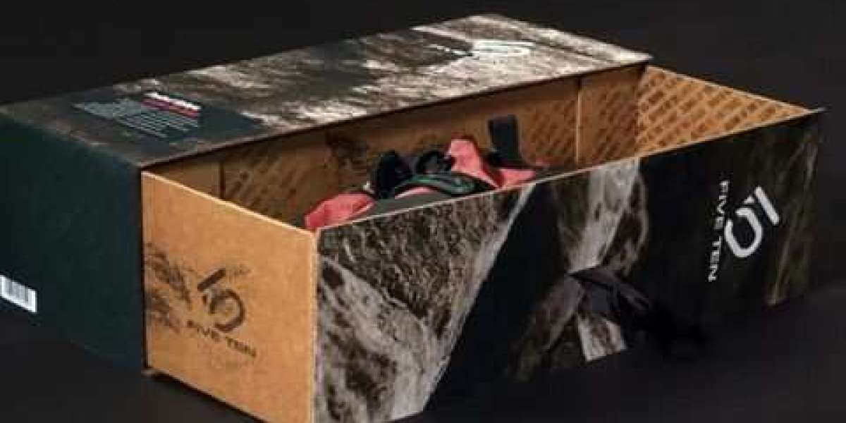Why Custom Shoe Boxes Are Essential for Your Brand’s Success