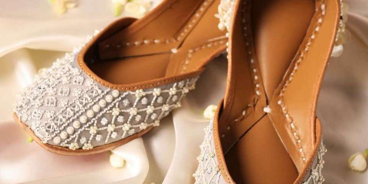Gulbhahar – The Essence of Timeless Luxuriance in Every Movement