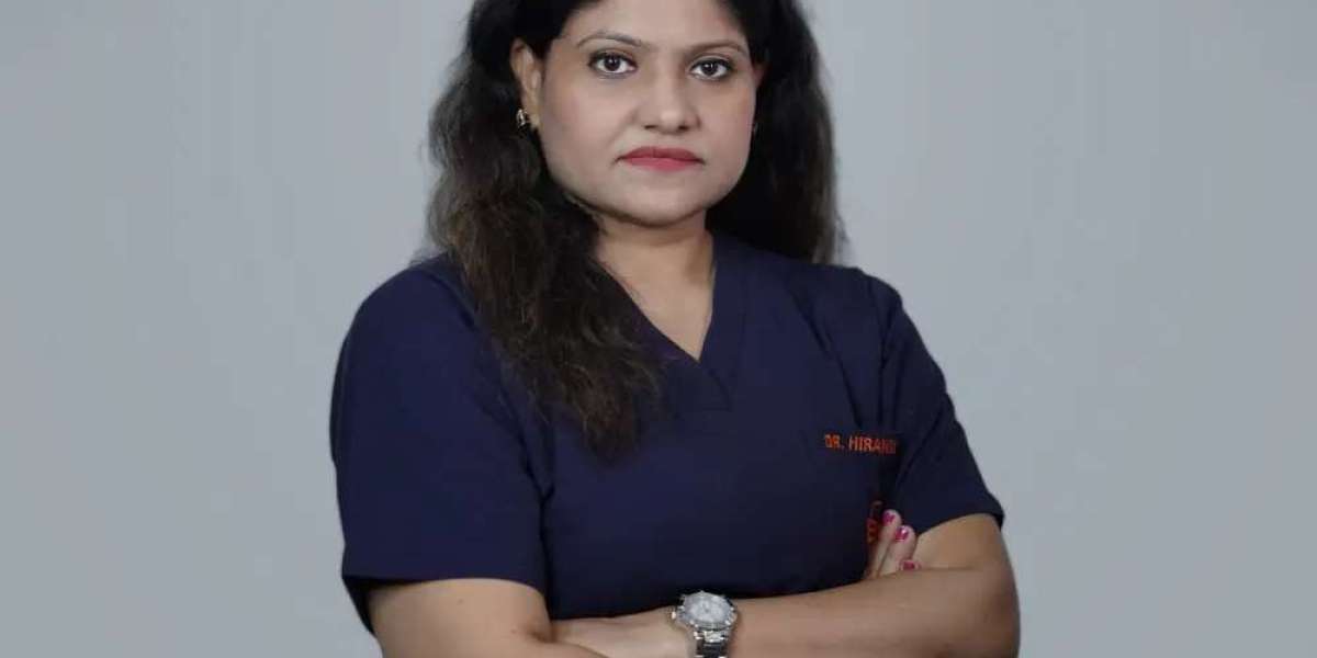 Redefining Confidence: Blepharoplasty and Tummy Tuck Surgery in Delhi by Leading Experts