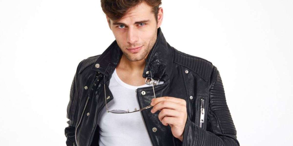 Why Every Guy Needs a Men’s Leather Jacket in His Closet