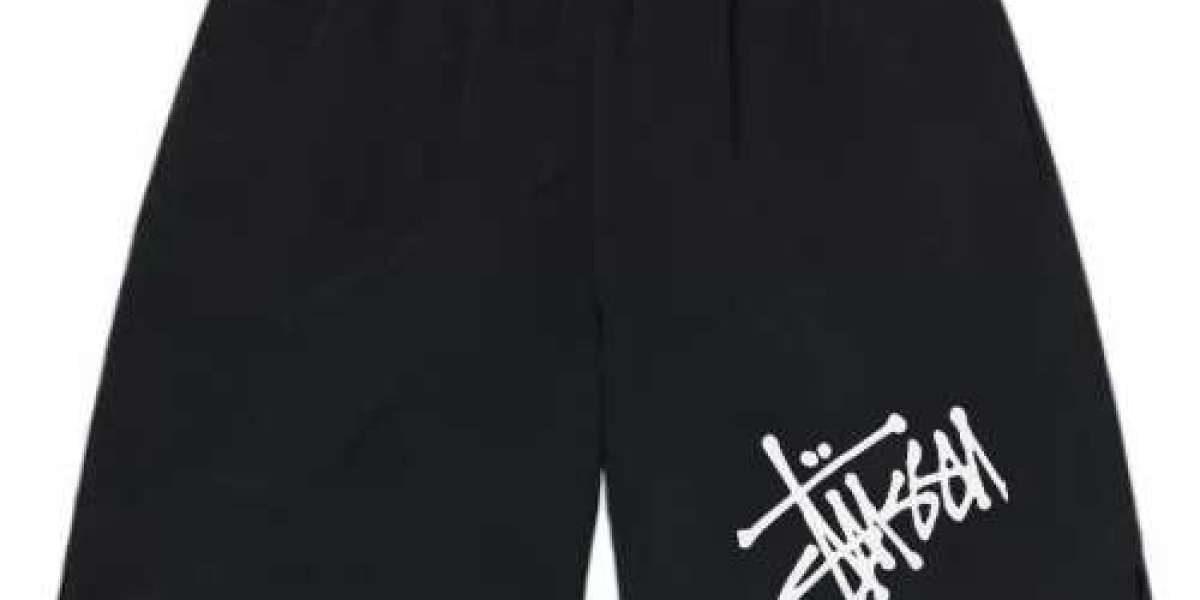 How to Wear Stussy Hoodie and Emanuel Shorts