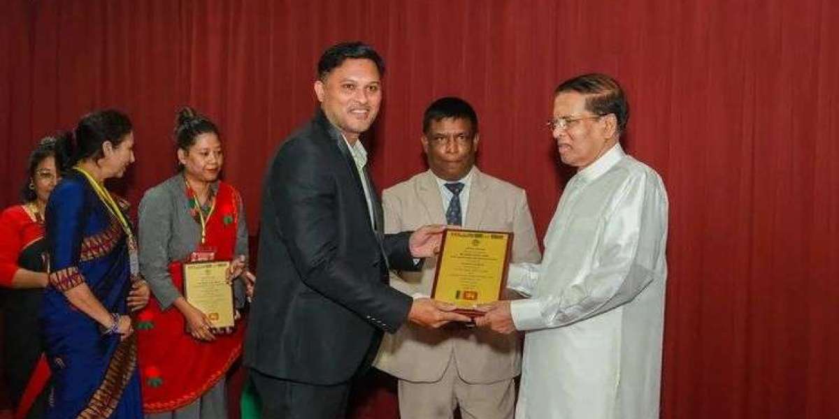 International school in Malad West