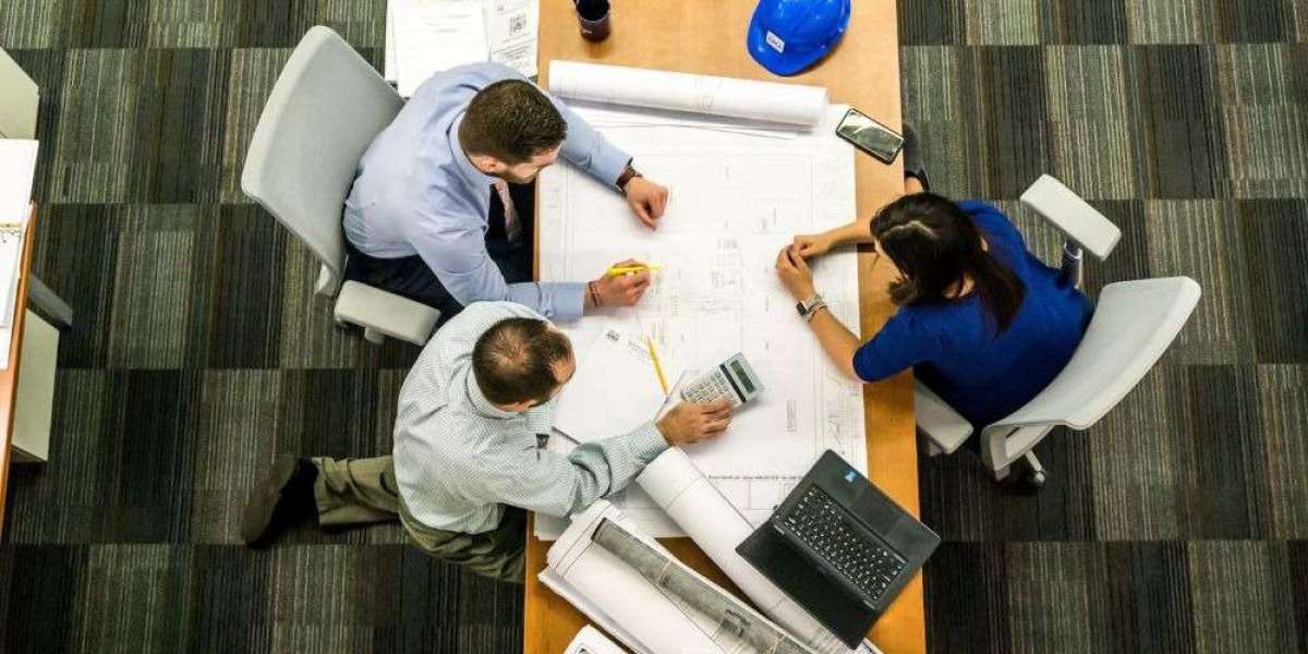 Designing Dream Home: How Architects Balance Style & Practicality