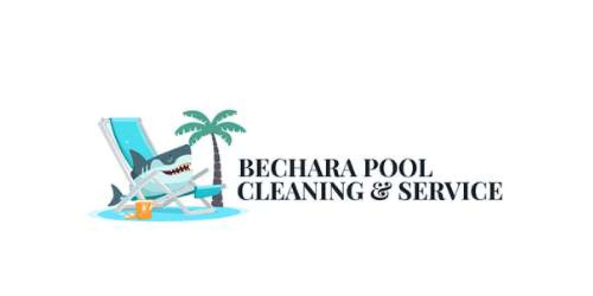 Professional Pool Cleaning Service in La Riviera with Affordable Pricing