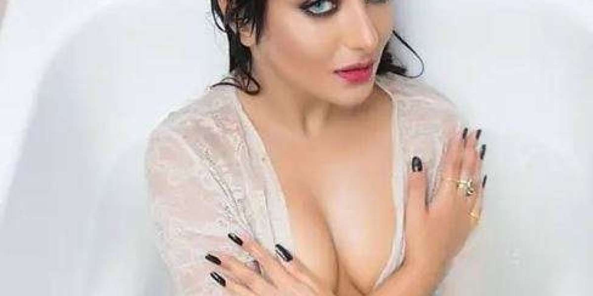 Escort Service Near JW Marriott Juhu Hotel Mumbai