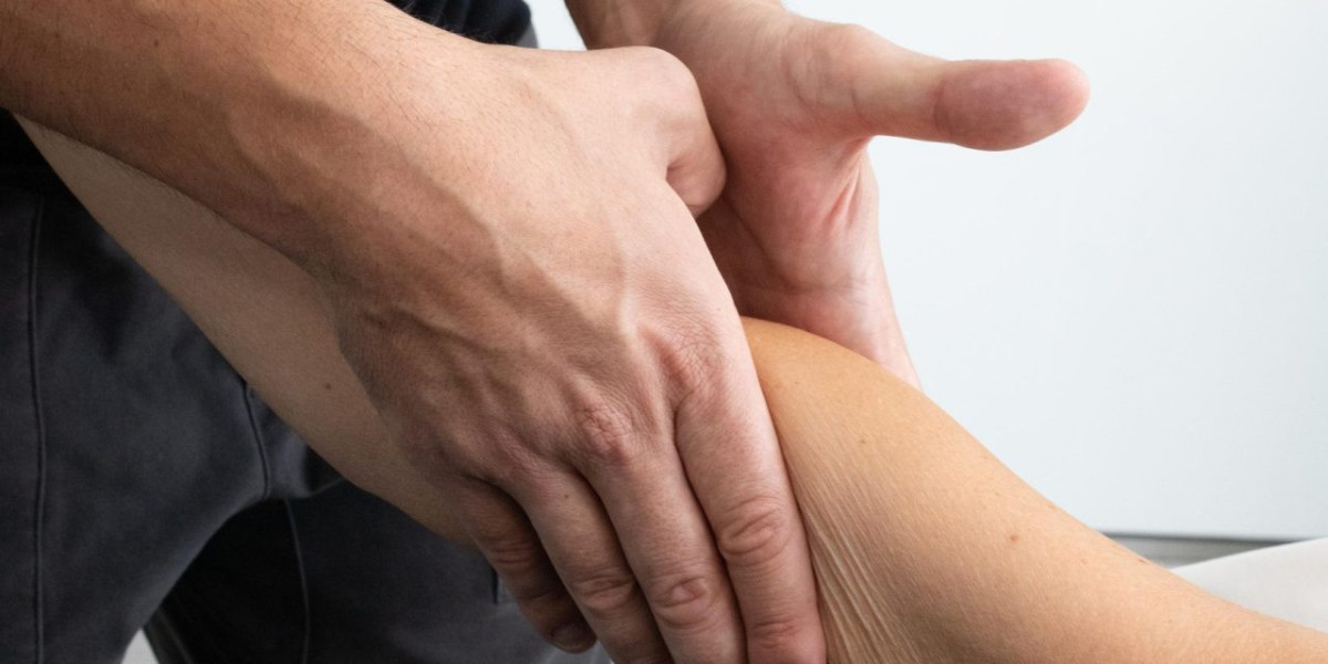 Treating Workplace Injuries at the Best Physiotherapy in Dubai