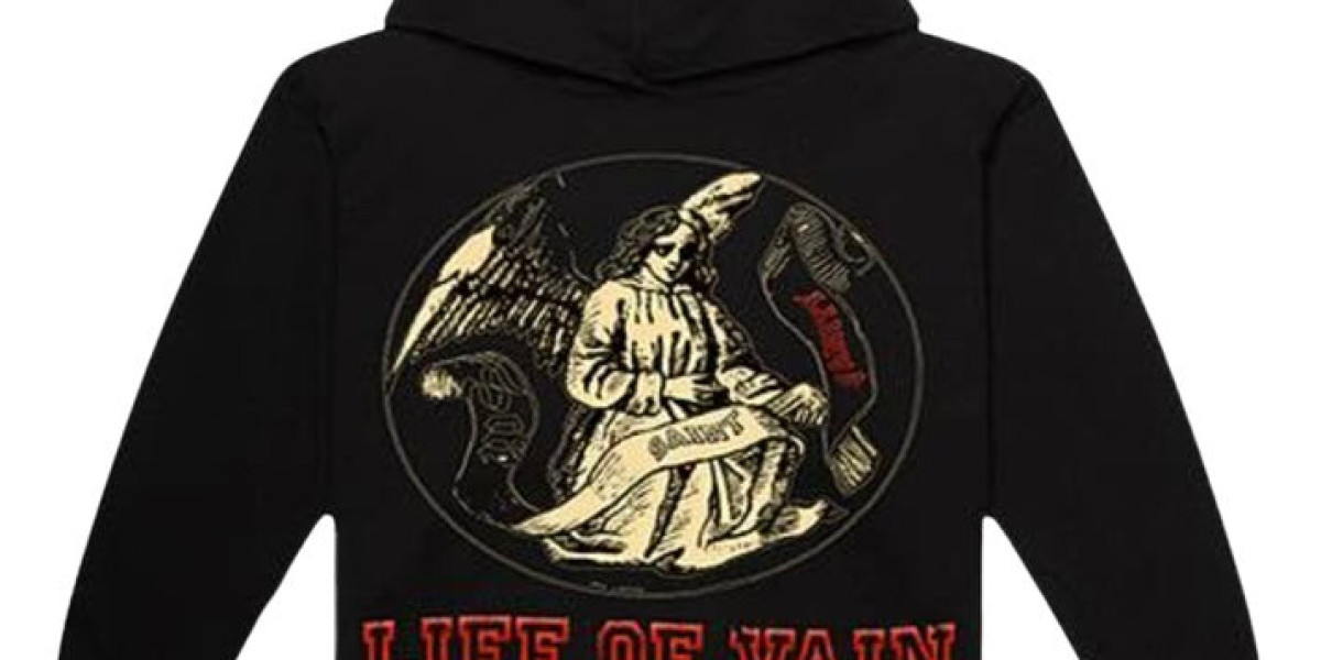 Saint Vanity Clothing Confidence, Culture, and the Hoodie That Defines Streetwear