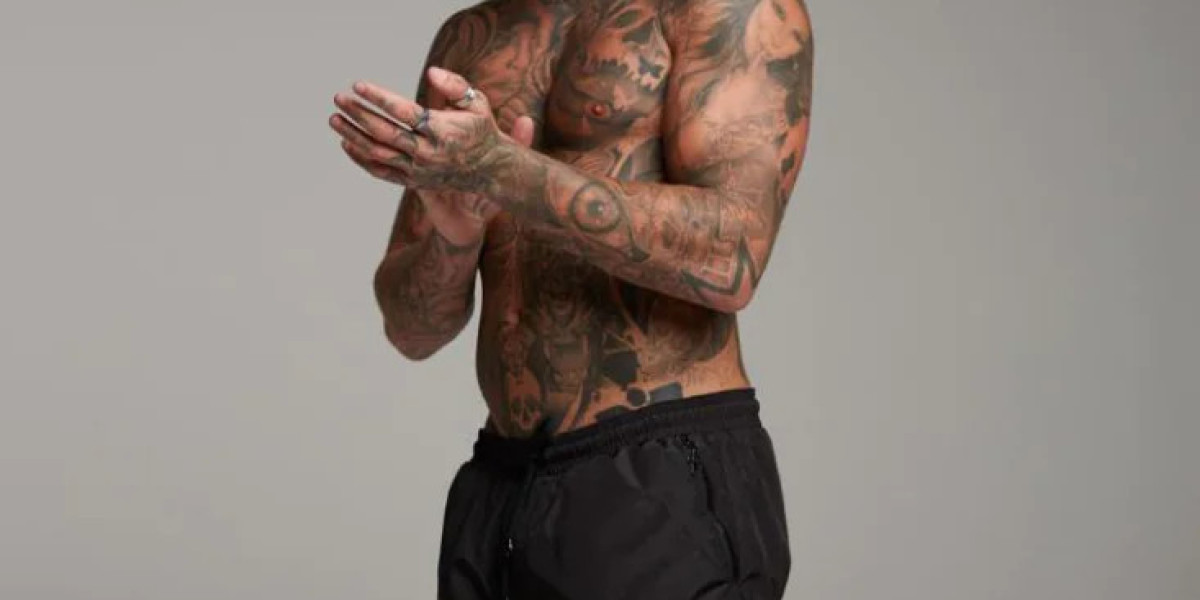 Sleek Pro Fitness Quick-Dry Sports Shorts for Active Wear