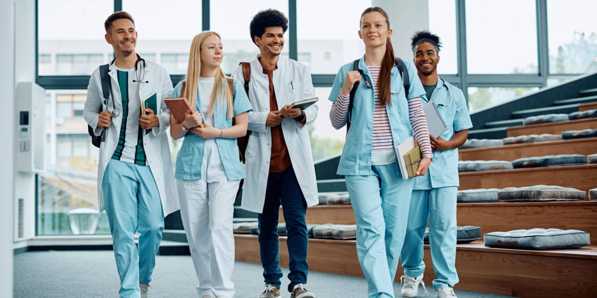 Russian MBBS Programs – Modern Labs & Clinical Training