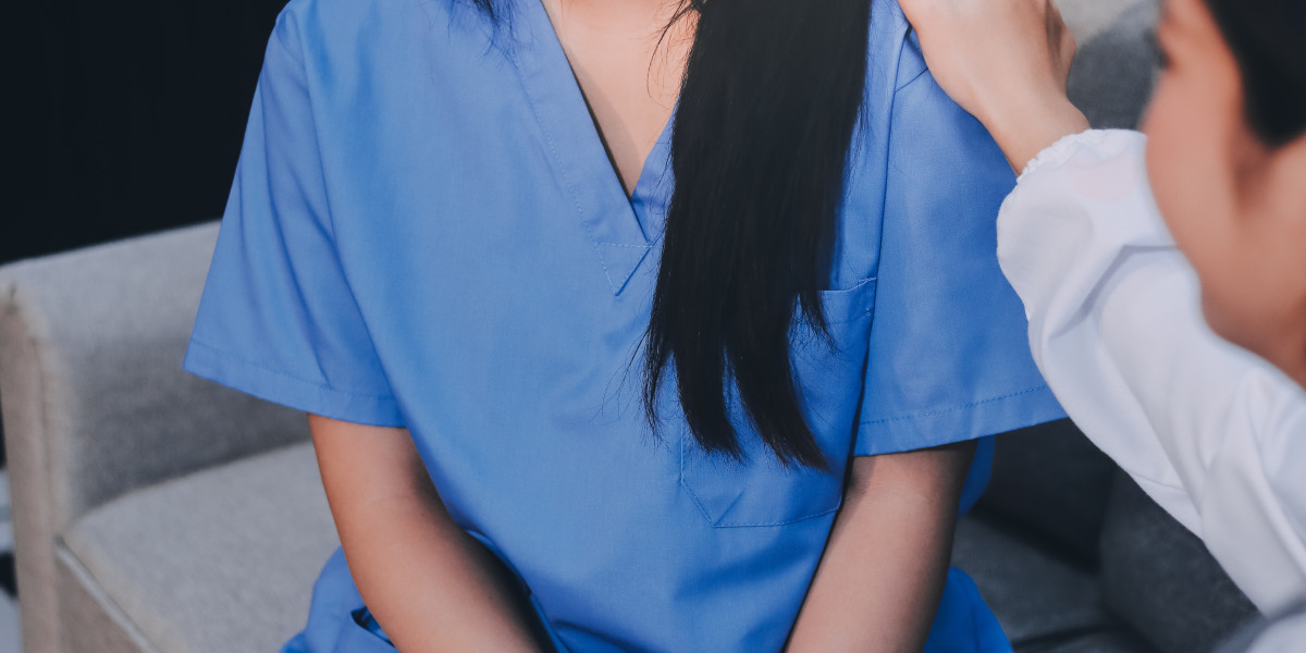 Affordable Women’s Scrubs That Don’t Compromise on Quality