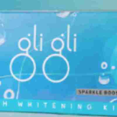 Sparkle Booster Teeth Whitening Kit Profile Picture