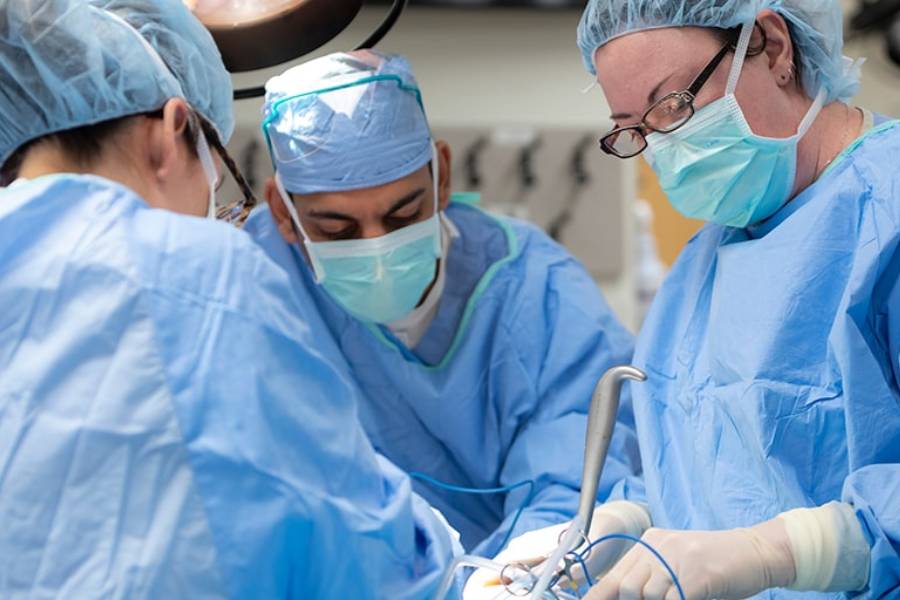 Best Gynecological Cancer Specialist Near Me in Undri, Pune | Dr. Lalit Banswal