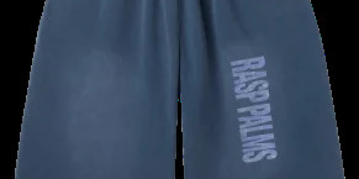 Why Raspberry Hills Is Becoming a Go-To Choice for Everyday Fashion