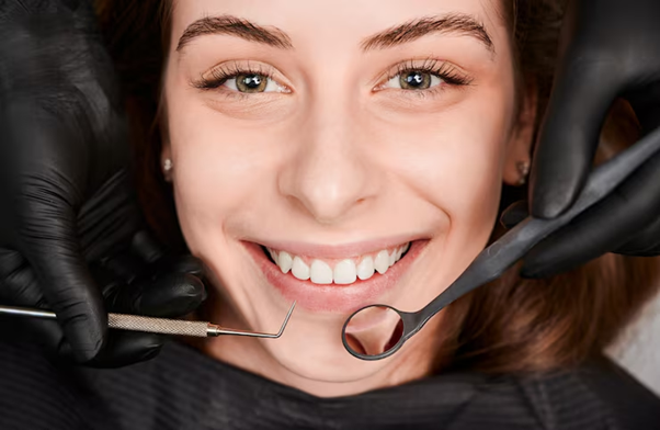 How a Perfect Smile Can Improve Your Professional and Social Life
