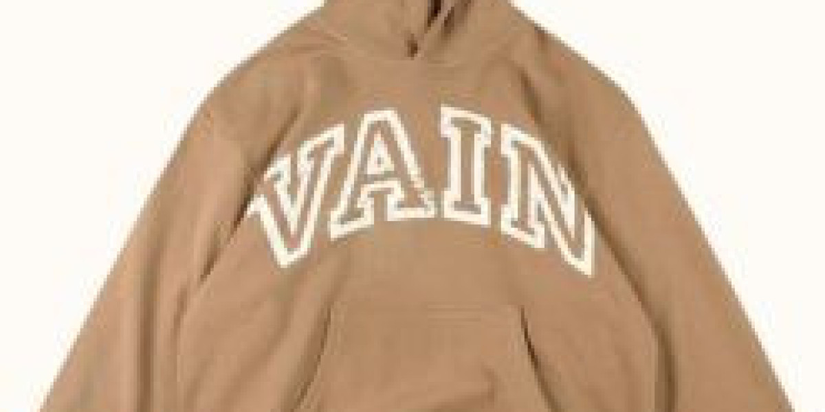 Saint Vanity Hoodie: A Rising Streetwear Brand Shaping Modern Fashion.