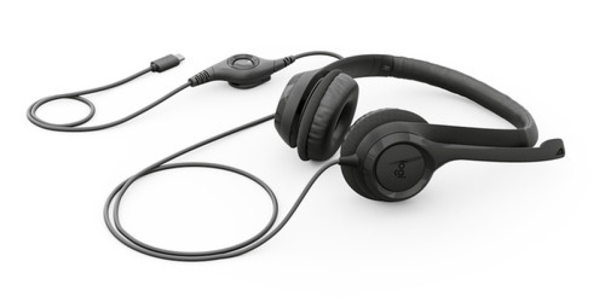 Best Professional Gaming Gear for High-Performance Gameplay