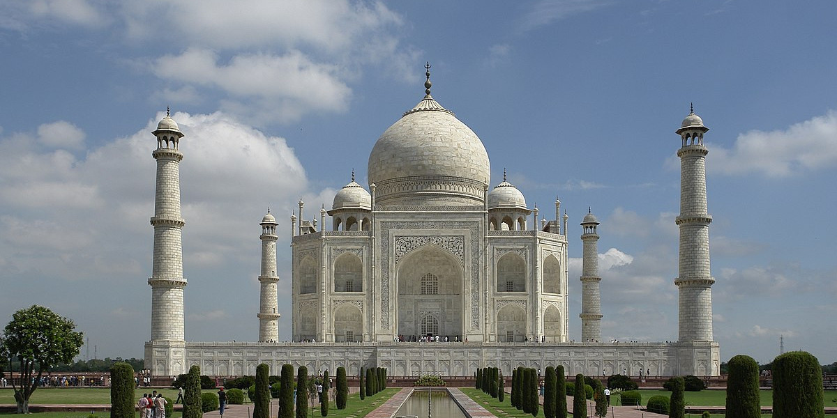 Kanpur to Agra Cab | Kanpur to Agra Taxi fare