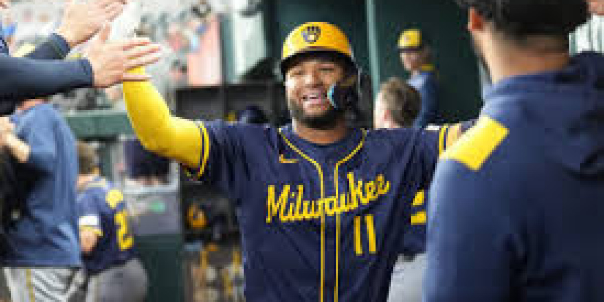 Brewers offense flails within 3-1 decline toward Nationals