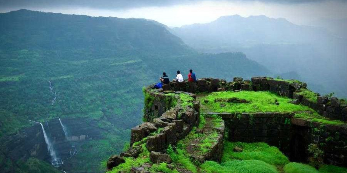 Kolhapur to Pune Taxi fare