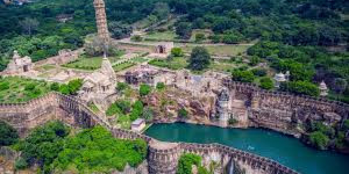 Taxi from Udaipur to Chittorgarh