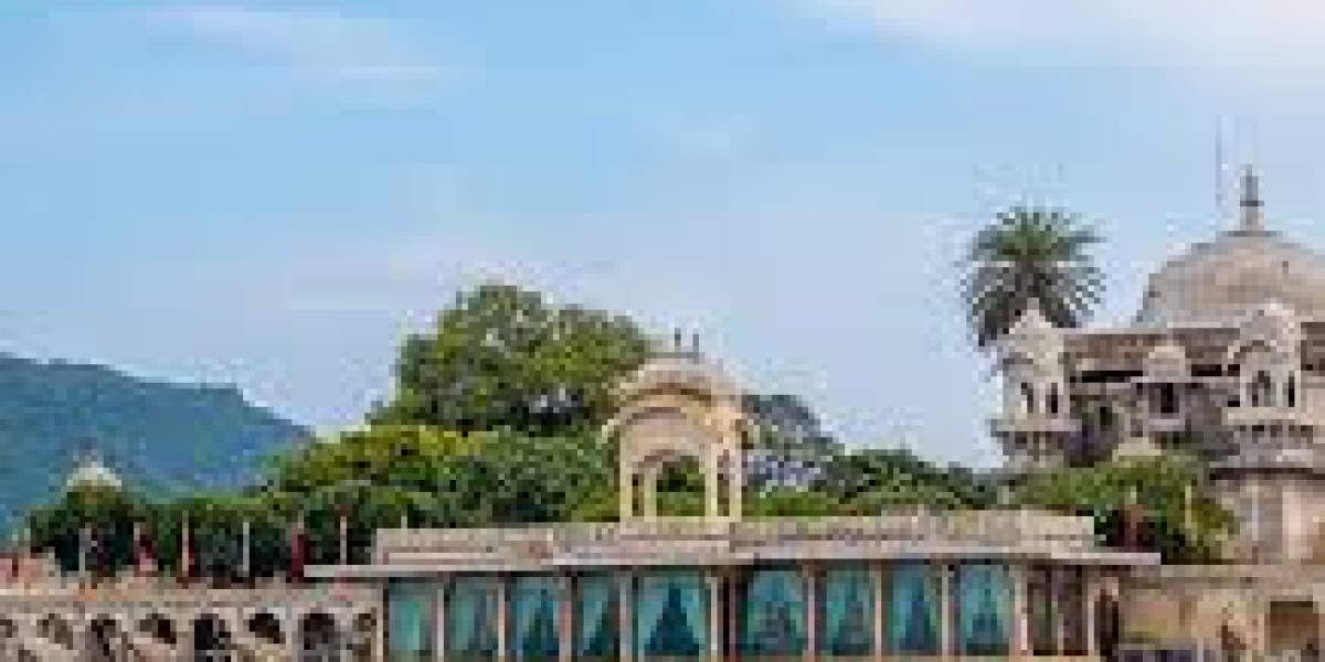 Taxi Service in Udaipur