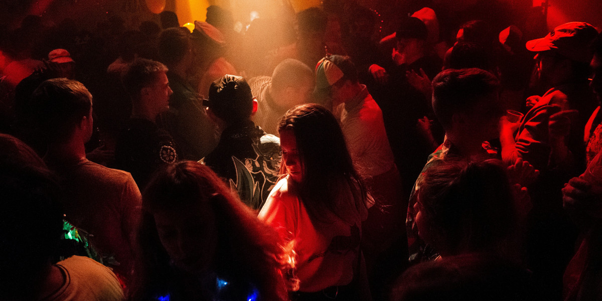 Exploring the Energy and Charm of Night Life in Panvel