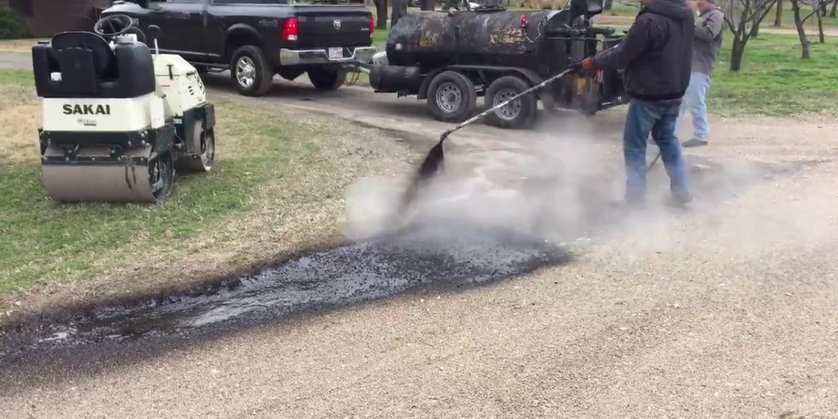 Affordable Solutions Offered by a Chip Driveway Contractor