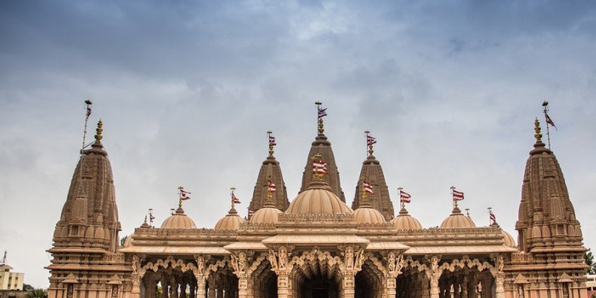 Rajkot to Gir Cab