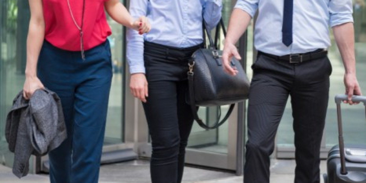Why Managed Corporate Apparel Is Essential for Modern Businesses in San Diego