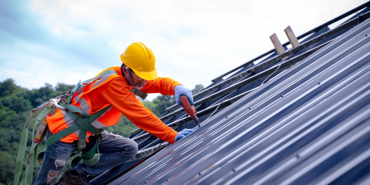 Roofing Contractor in West Allis: A Complete Guide to Quality Roofing Solutions for Homes and Businesses