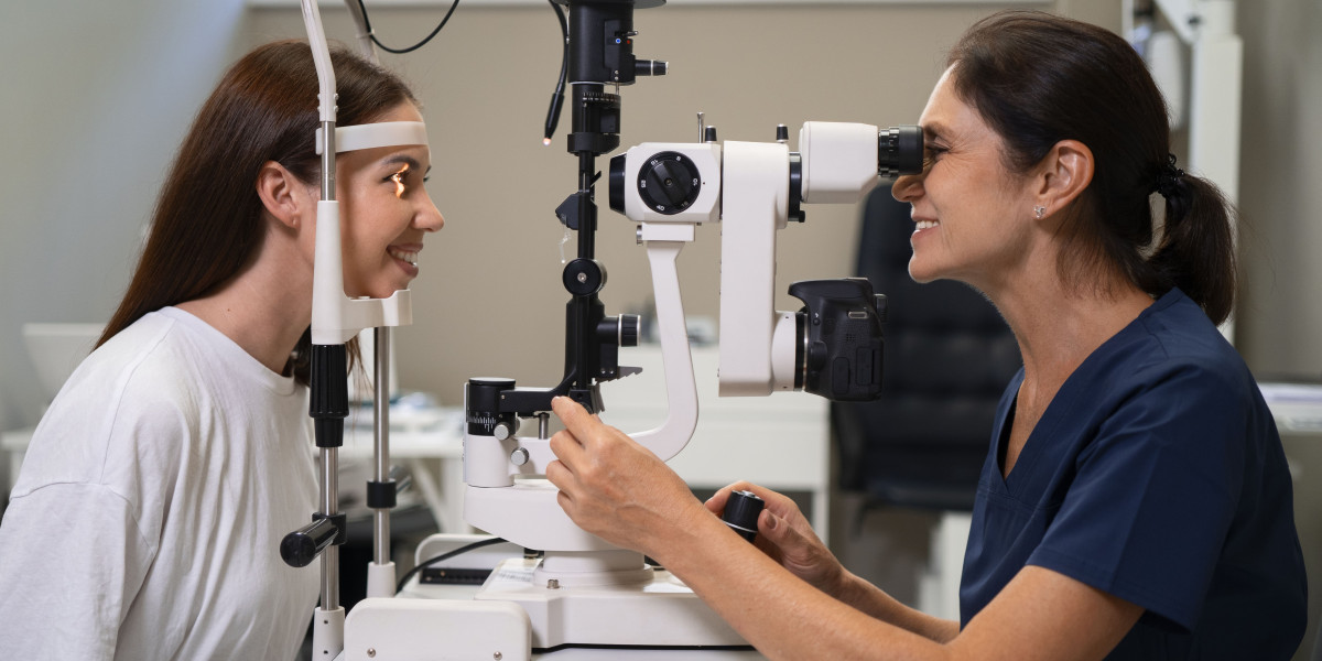 Why Detailed Eye Examinations Matter for Accurate Diagnosis