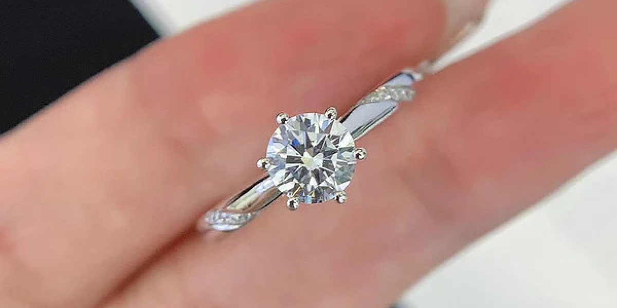 The Perfect Balance of Style and Sustainability in Pave Lab-Grown Diamond Rings