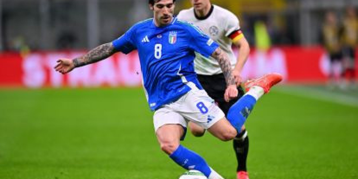 England Midfielder Produces Masterclass in Passing and Match Control