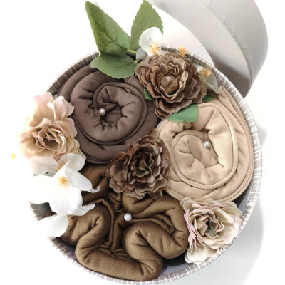 Sienna Hijab Gift Set, Luxury Floral Scarf Bouquet Profile Picture