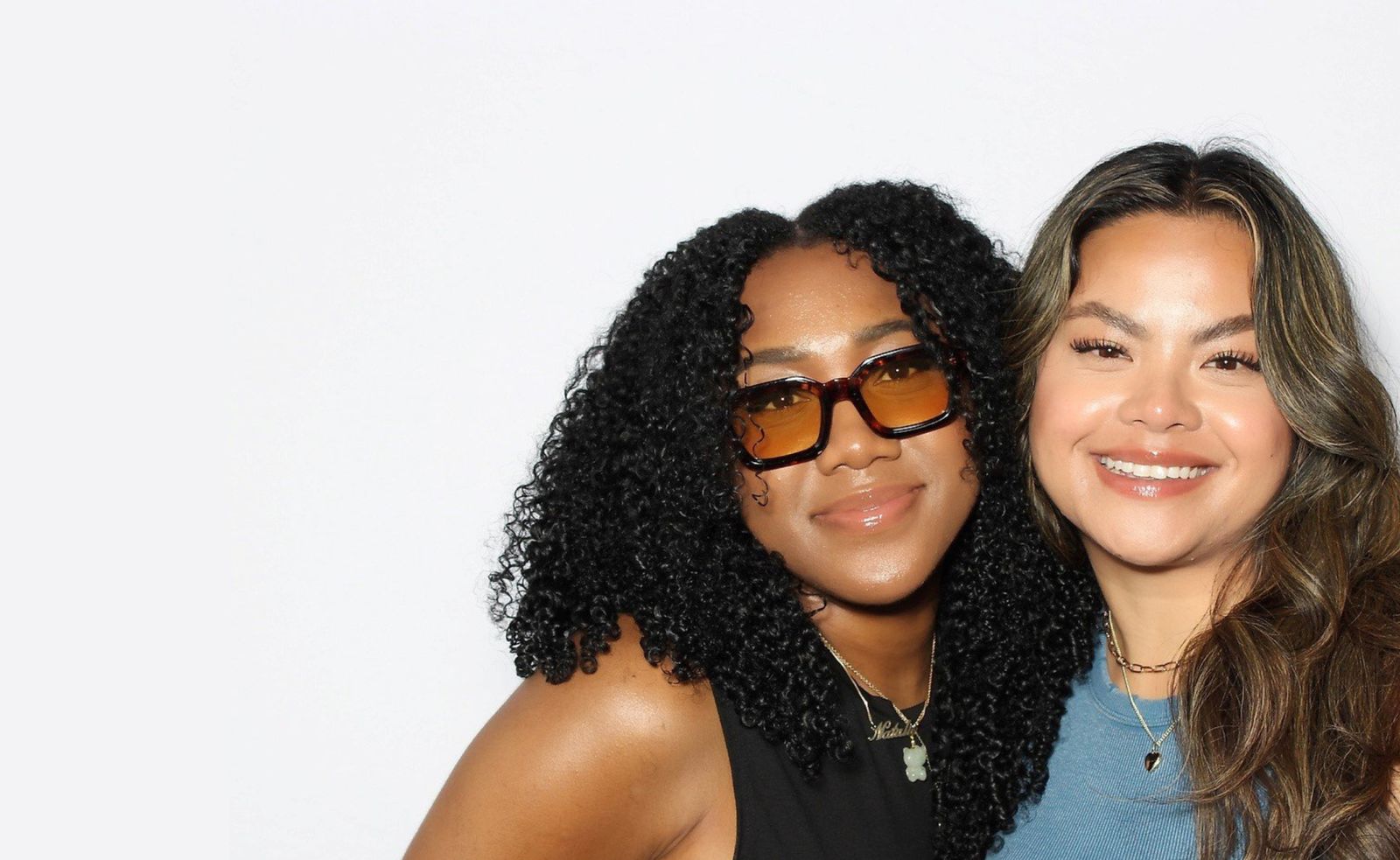Photobooth Rental Toronto & GTA | Digital Memories Booth